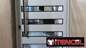 Ventanas de aluminio, puertas,bajos de meseta,mamparas de baño,paños fijos, estantes