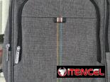 Mochila M-10 | 30 USD | Mochila para laptop con puerto USB