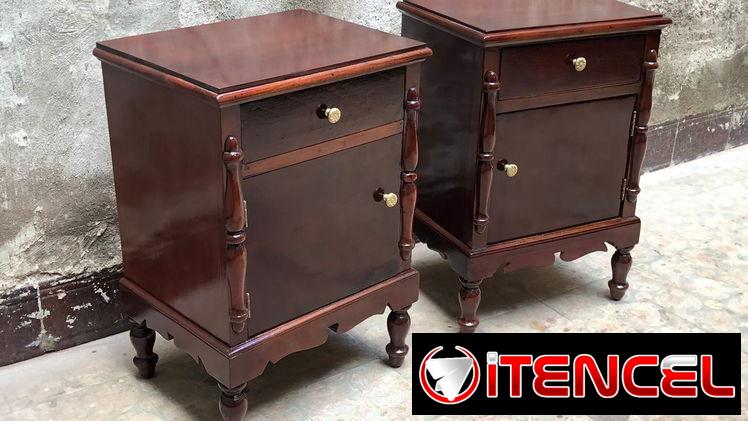 ⚜️ Mesitas de noche Coloniales antiguas restauradas • Entrega incluida 🚛