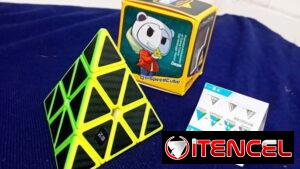 Cubo rubik pirámide