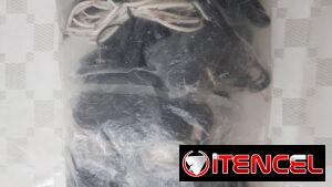 Varios audífonos de varios modelos y otros para reparar favor llamar 78605934.