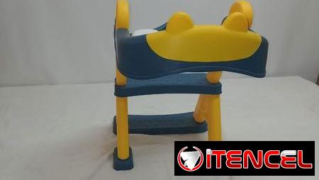 ESCALERA CON ASIENTO REDUCTOS DE INODORO INFANTIL VT# — foto 3