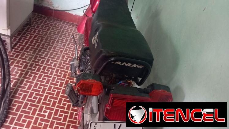 Vendo moto Bejomina caminando 100 gomas nuevas chapa y circulación soy de Marianao al pv 63110893 en💸💸 500 usd 💵💵 — foto 1