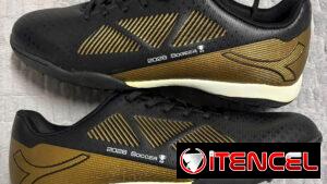 ZAPTILLAS DE FUTSAL O FUTBOL SALA #41 y #44 Precio : 30 usd