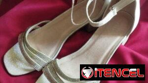 Sandalias y tenis para mujer