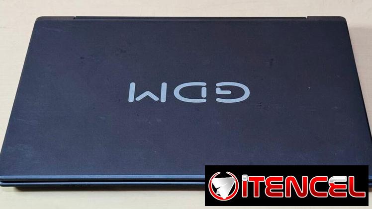 150 USD – Laptop GDM (15″, Core i5, 8Gb RAM, 500Gb disco duro)