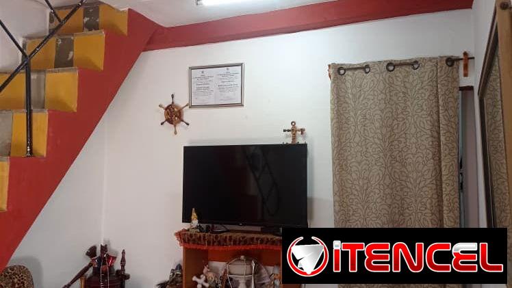 En venta casa de dos plantas