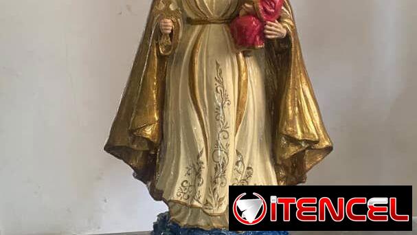 Studio31 Taller de escultura y arte religioso. Piezas de 65 cm de resina de poliéster policromada. Trabajos por encargo.