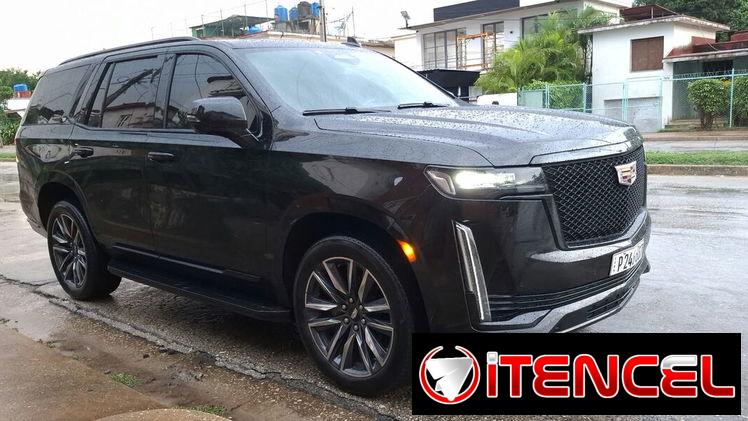 CADILLAC ESCALADE 2021