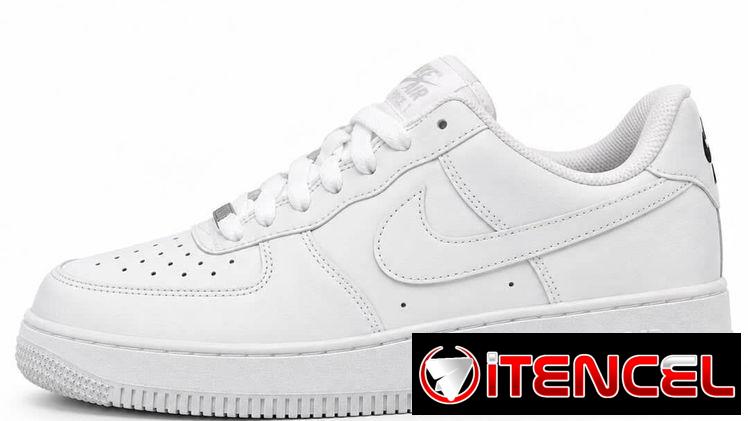 Tenis