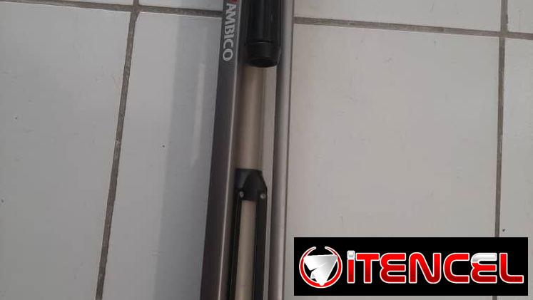 2 trípodes