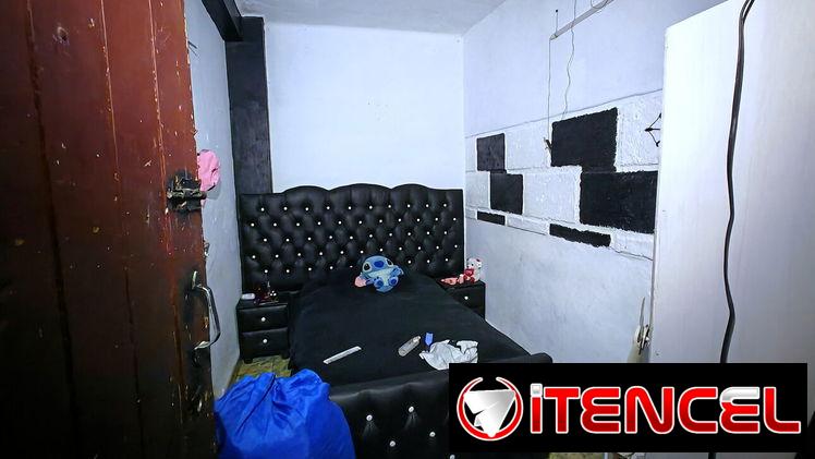 10 de Octubre y Vía Blanca:Apto de 2/4 en 3erPiso,Ventanales a la Calle,Azotea Propia,y Una Casita De Madera Independien — foto 3