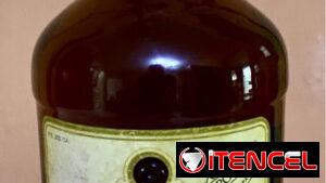 Se vende botella de brandy Fundador  de bodegas Pedro Domecq antigua bien conservada.