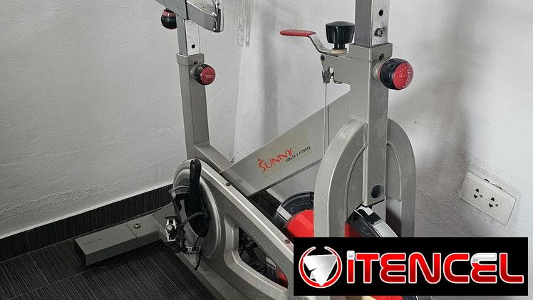 Bicicleta estatica para Spinning SUNNY HEALTH & FITNESS Mod SF-B901