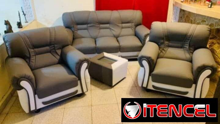 Juegos de muebles y camas tapizadas