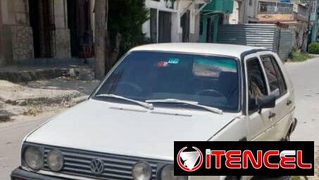 Volkswsgen Golf de gasolina serie 2.