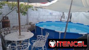 Se renta casa de 3 habitaciones en VARADERO con piscina de lona y respaldo energético. 58858577