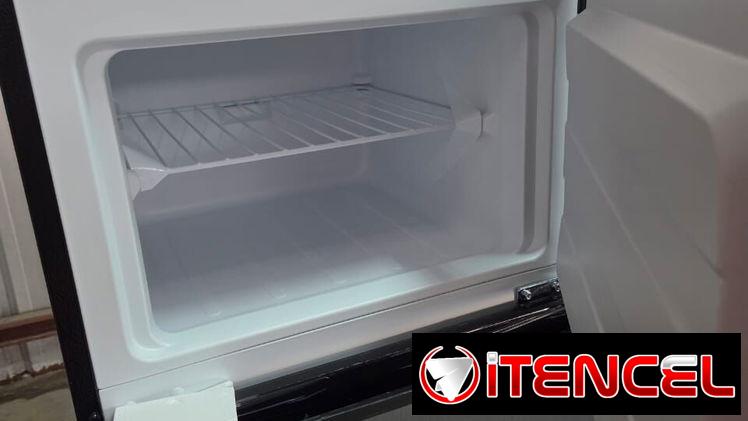 REFRIGERADOR/ROYAL 8.5 PIES DISPENSADOR DE AGUA — foto 2