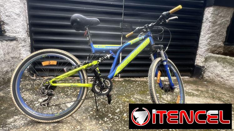 Bicicleta 24” en muy buen estado.