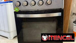 *Cocina con horno SUPERIOR*