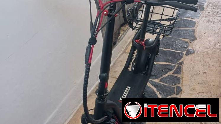 Patinete scooter en perfecto estado.