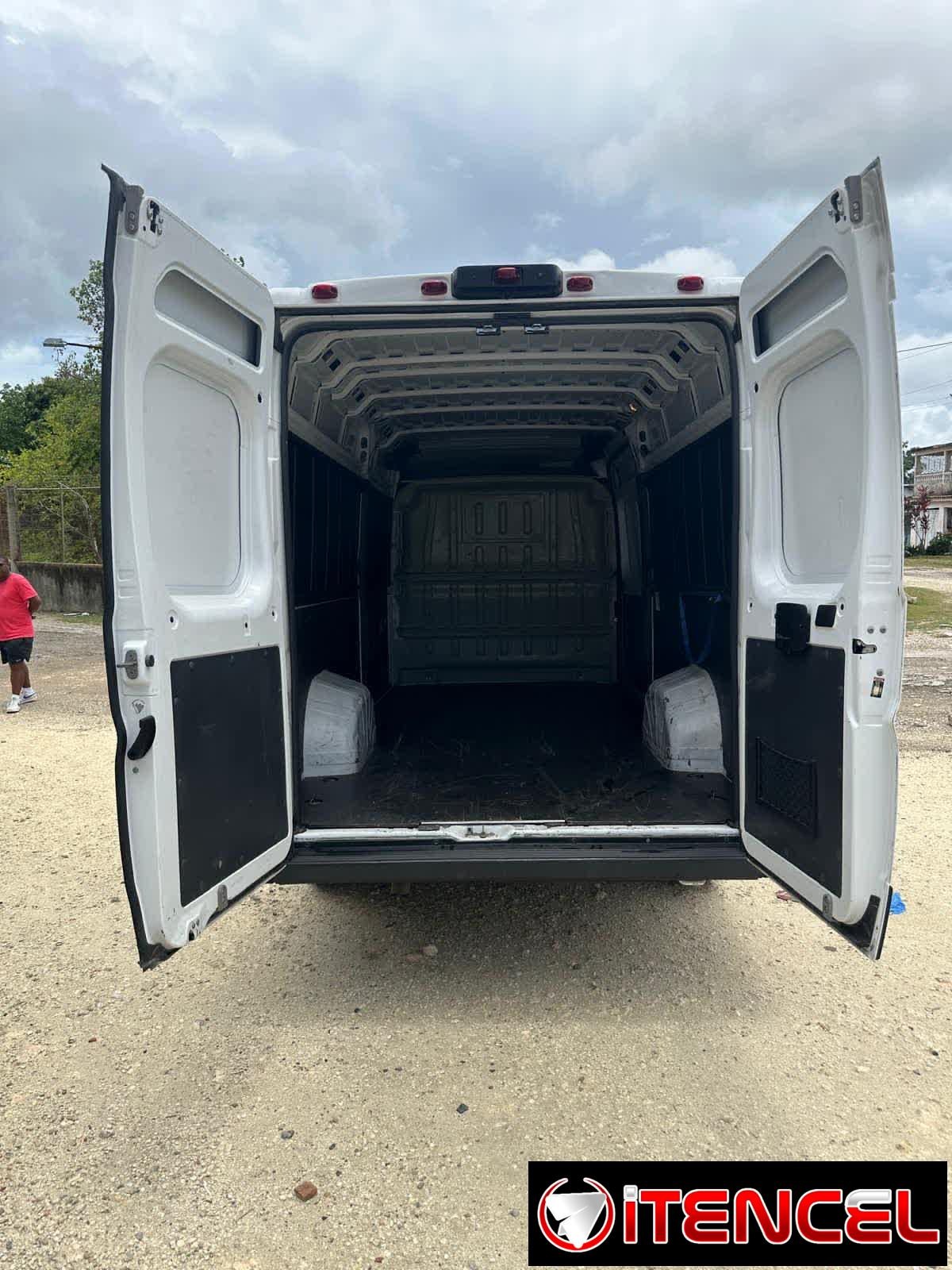 AM PROMASTER 3500 (2019) CON SOMATON Y PAPELES EN REGLA – VENTA SOLO A SECTOR PRIVADO PYMES, ETC. 59359552