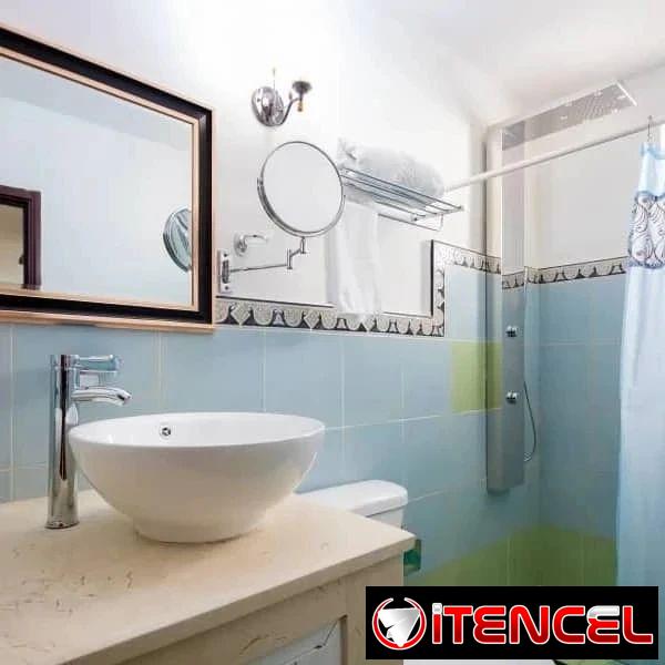 EXCLUSIVIDAD,LINDA CASA INDEPENDIENTE DE ALQUILER EN MIRAMAR PLAYA TRES HABITACIONES TRES BAÑOS COCINA GARAJE TERRAZA PORTAL HALL