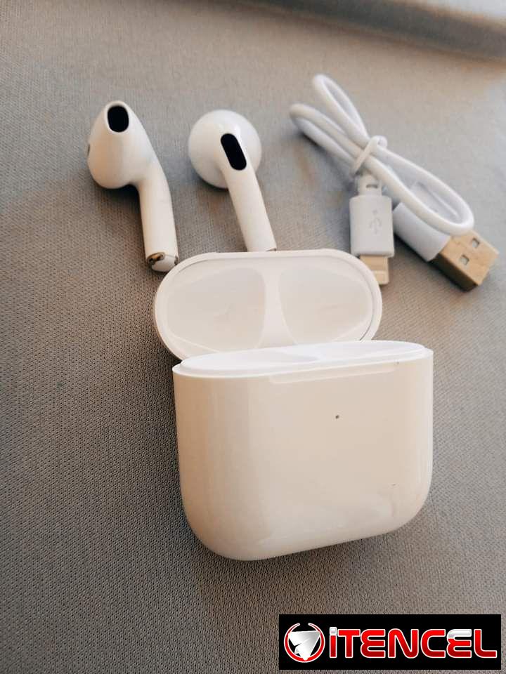 AUDÍFONOS INALÁMBRICOS PRO4