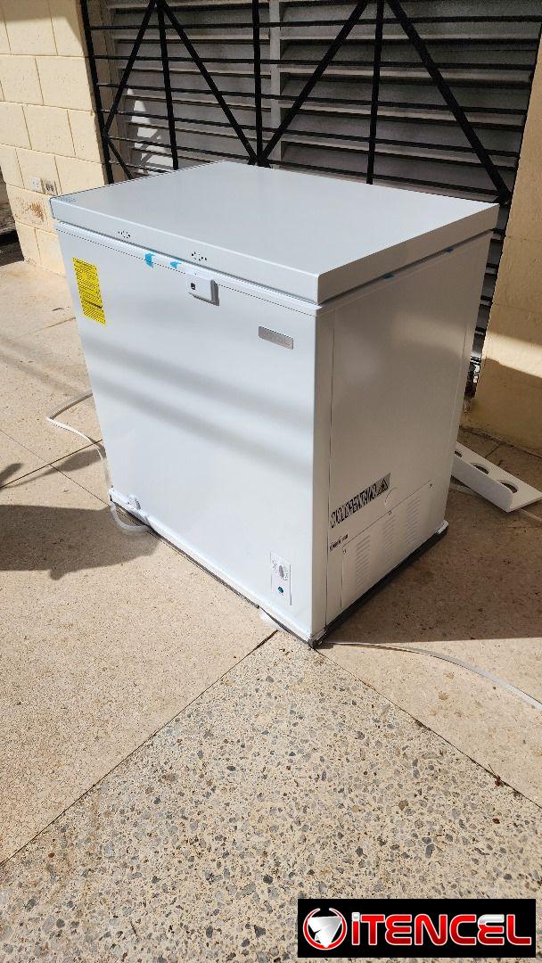 Nevera de 7.8 pies