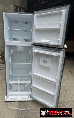 Refrigerador Royal 15 pies con dispensador congelación seca 880usd