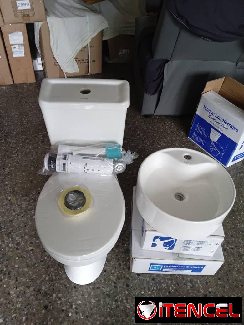 Vendo artículos de ferretería pregunté sin pena los juegos de taza vienen con todos sus accesorios,herrajes tapa sanitaria y demas