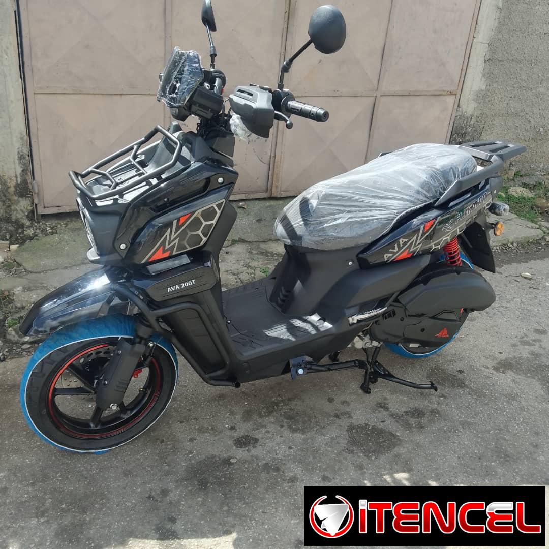 Moto automática AVA FALMINGO