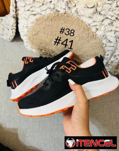 Tenis nuy comodos y bonitos