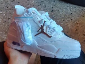 28fd0729-cdf7-4e3e-af3c-4cf819c1d59b