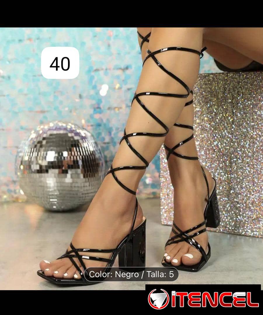 Tacones de mujer 👠 A estrenar por usted