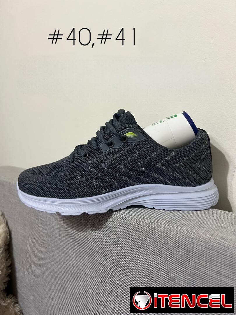 Tenis nuy comodos y bonitos