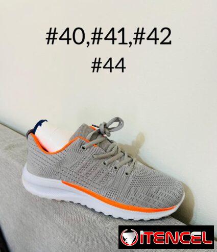 Tenis nuy comodos y bonitos