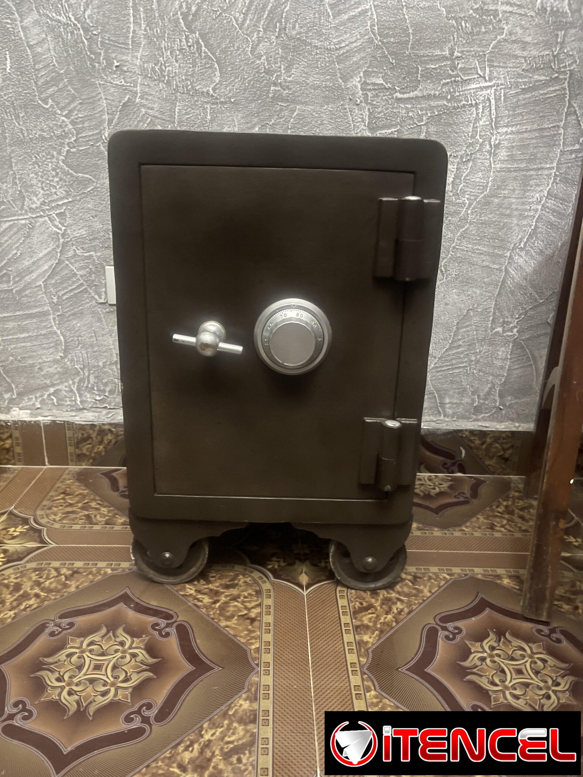 Cajas fuertes grandes