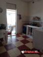 vendo apto en el vedado de 2/4 primer piso con balcón a la calle cerca de 26 y 25