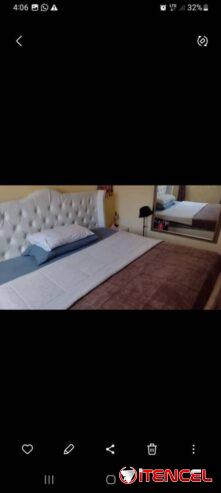 vendo casa puerta calle de 2)4 en placa Intermedia y otro en bajo placa libre gas de la calle