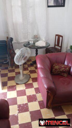 vendo apto de 2/4 en bajos con todo adentro en roto Asunción luyano