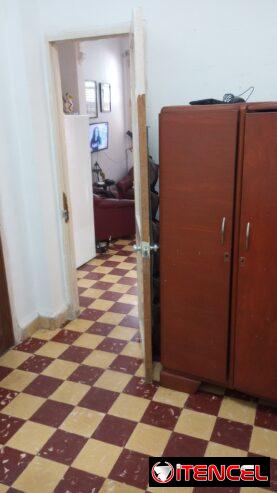 vendo apto de 2/4 en bajos con todo adentro en roto Asunción luyano