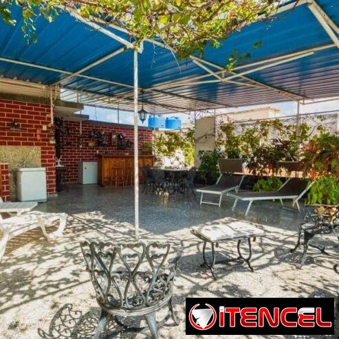 OFERTAS:CASA INDEPENDIENTE DE ALQUILER LUS Y AGUA 24H