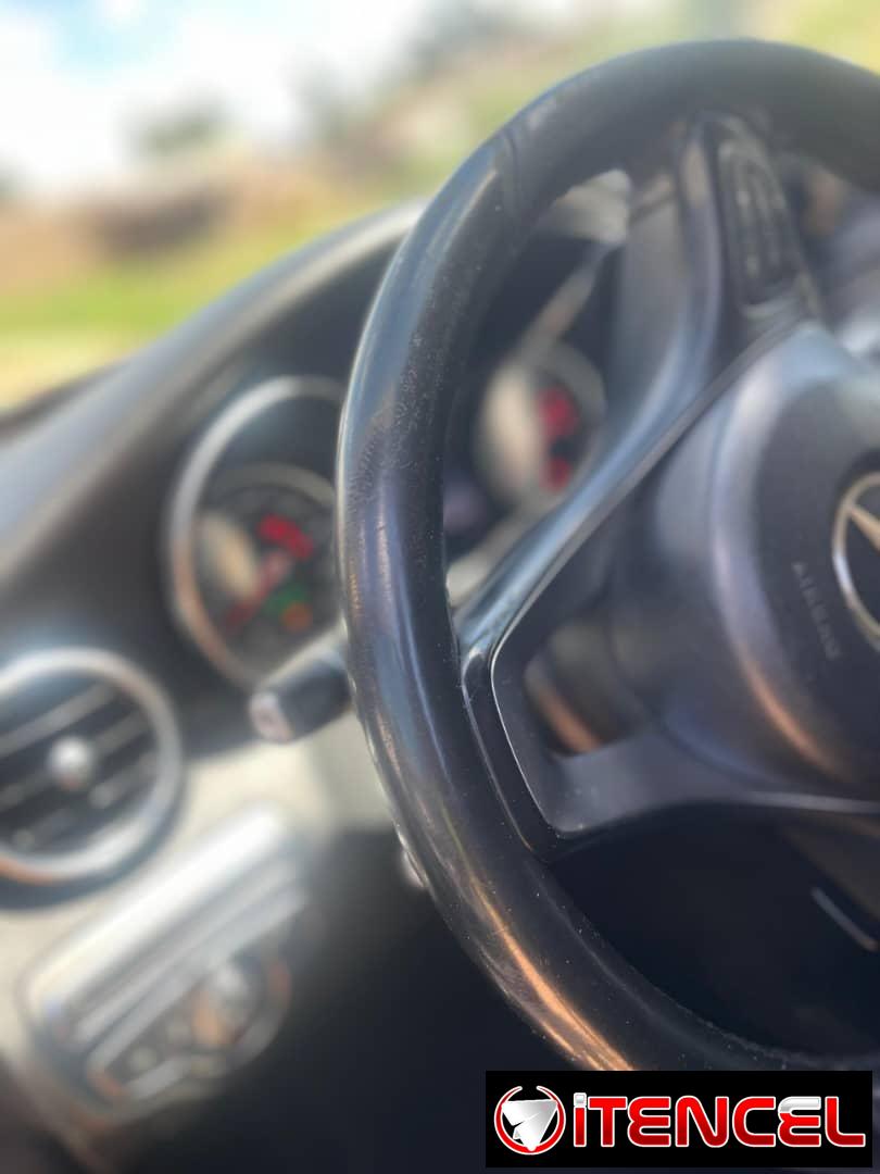 MERCEDES BENZ C200 MÁQUINA (2016)