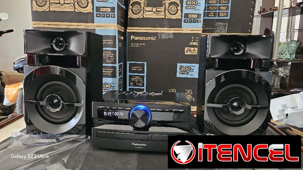 Equipos de música Panasonic y LG