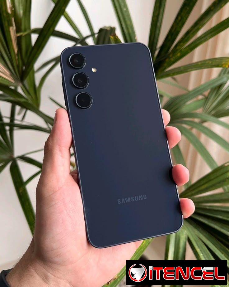 Samsung S24 FE 🖤 8/256GB $