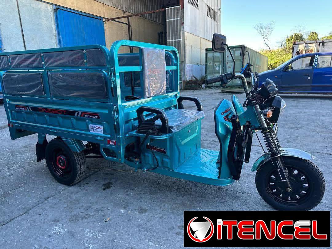 TRICICLO ELÉCTRICO MARCA ONEBOT ⚙️ CARACTERÍSTICAS : • ⁠1200 Watts • ⁠72 Volt • ⁠58 Ampere • ⁠Caja votol EM -70 • ⁠Autonomía 100 k