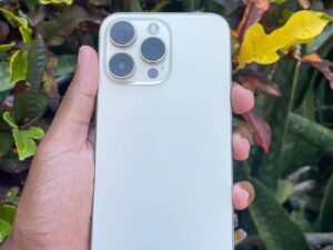 7C325F71-936A-4885-8CB4-166379505EA3