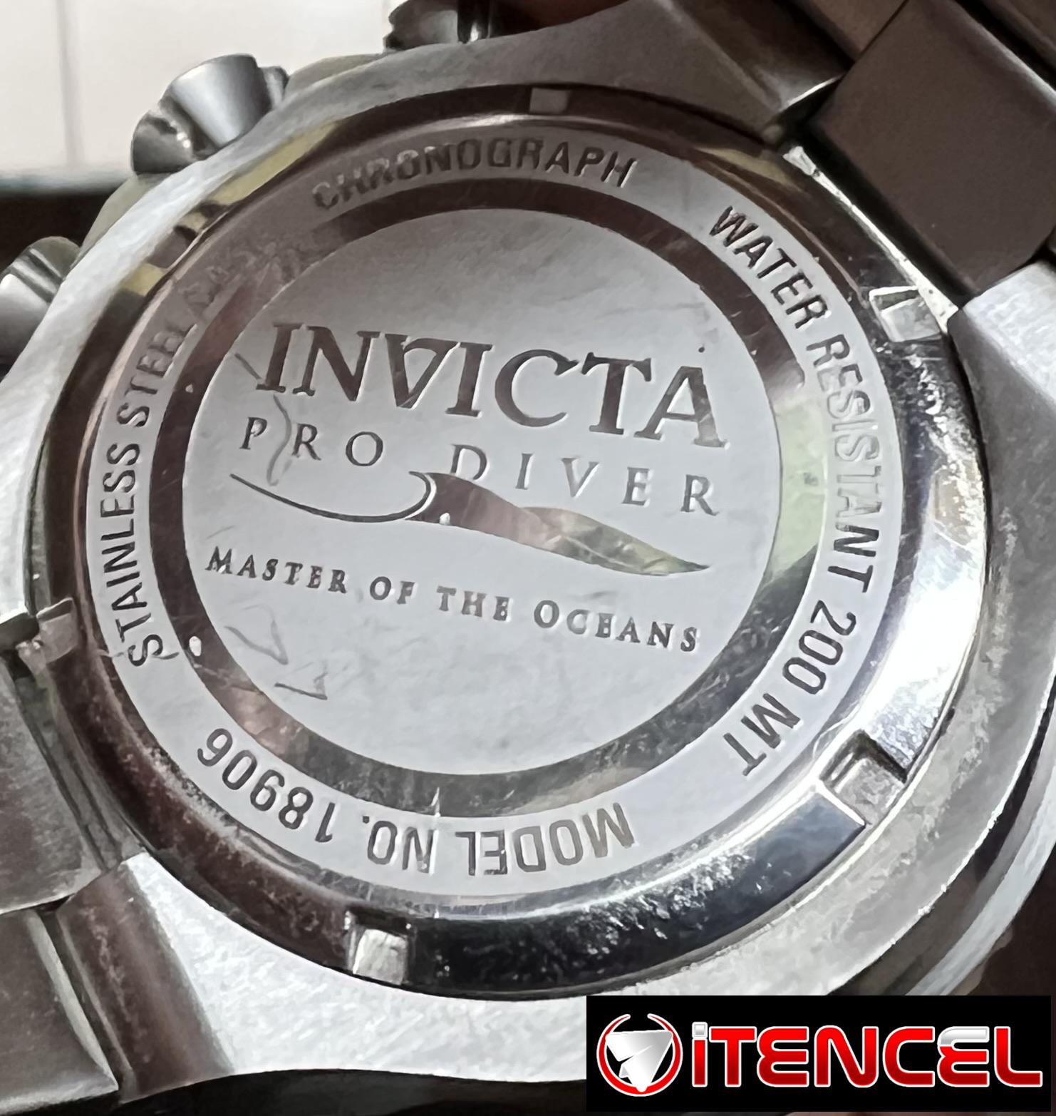 Reloj marca invicta Pro Diver, model no.18906 water resistant 200mt, Cronograph, Tricompás, Caja y manilla de Acero inoxidable, de