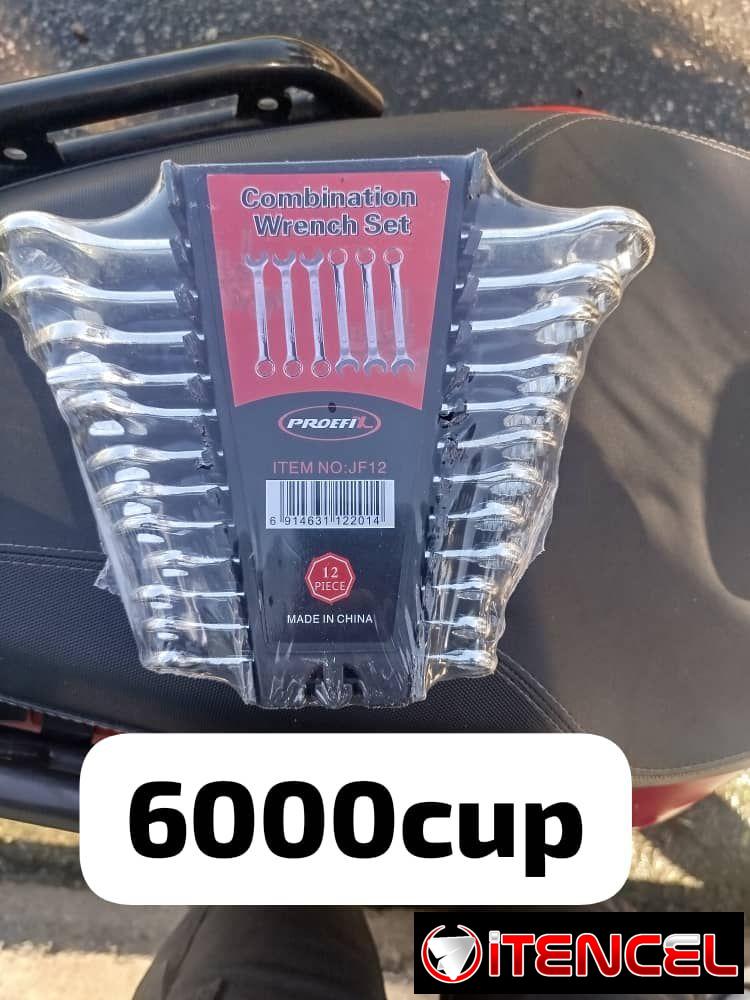 Pulidoras , juego de llaves de 12 , juego de cubo grande y chiquito. Todos los precios son reales